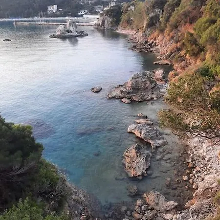 Cosy Near To Poros Beach