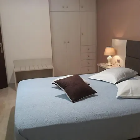 Cosy Near To Poros Beach * 波罗斯