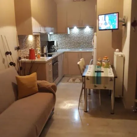 Cosy Near To Poros Beach Apartamento *